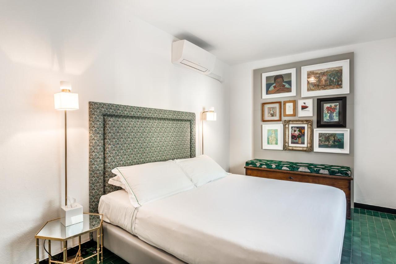 La Torretta Lodge Манарола Экстерьер фото